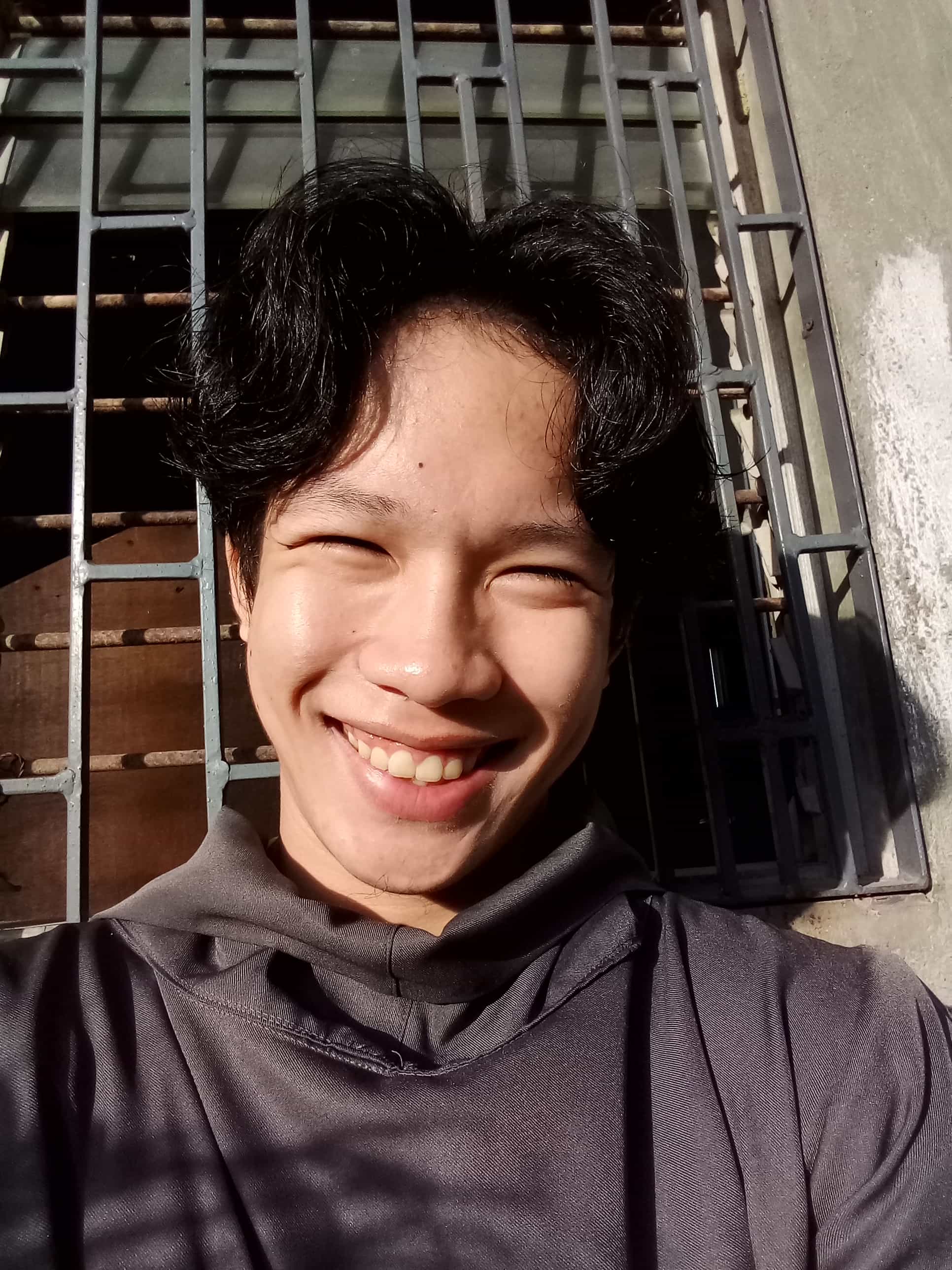 selfie with different hairstyle